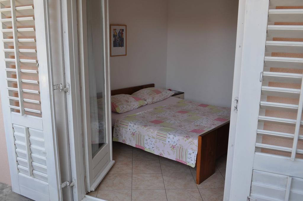 Apartments Petar Maksan Pakoštane Δωμάτιο φωτογραφία